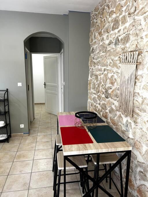Superbe Dans Un Mas Apartment
